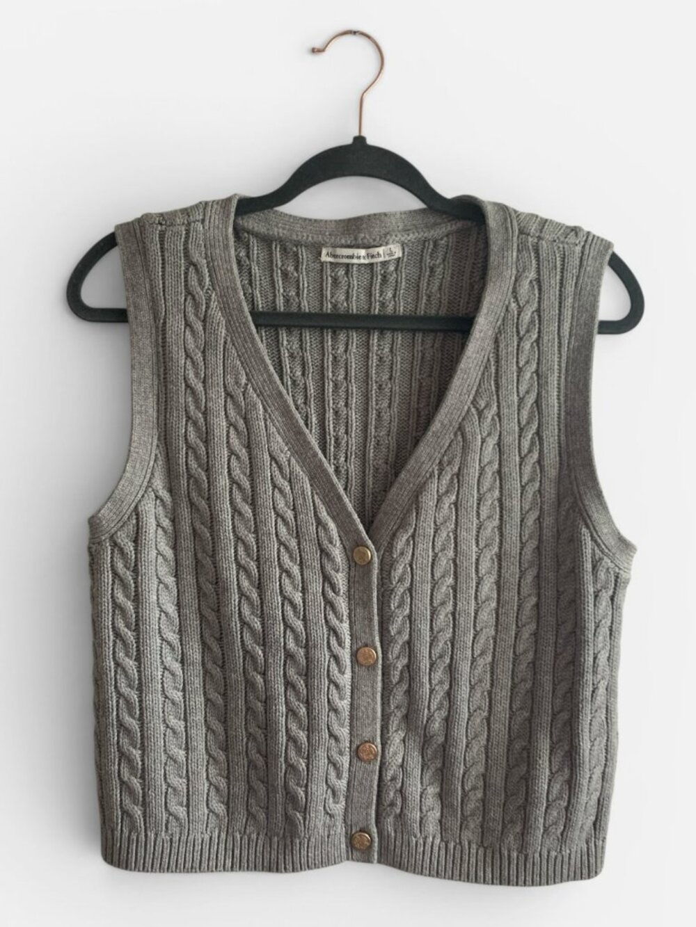 Abercrombie & Fitch Cable Knit Sweater Vest NWT Gray Button Front Size Large